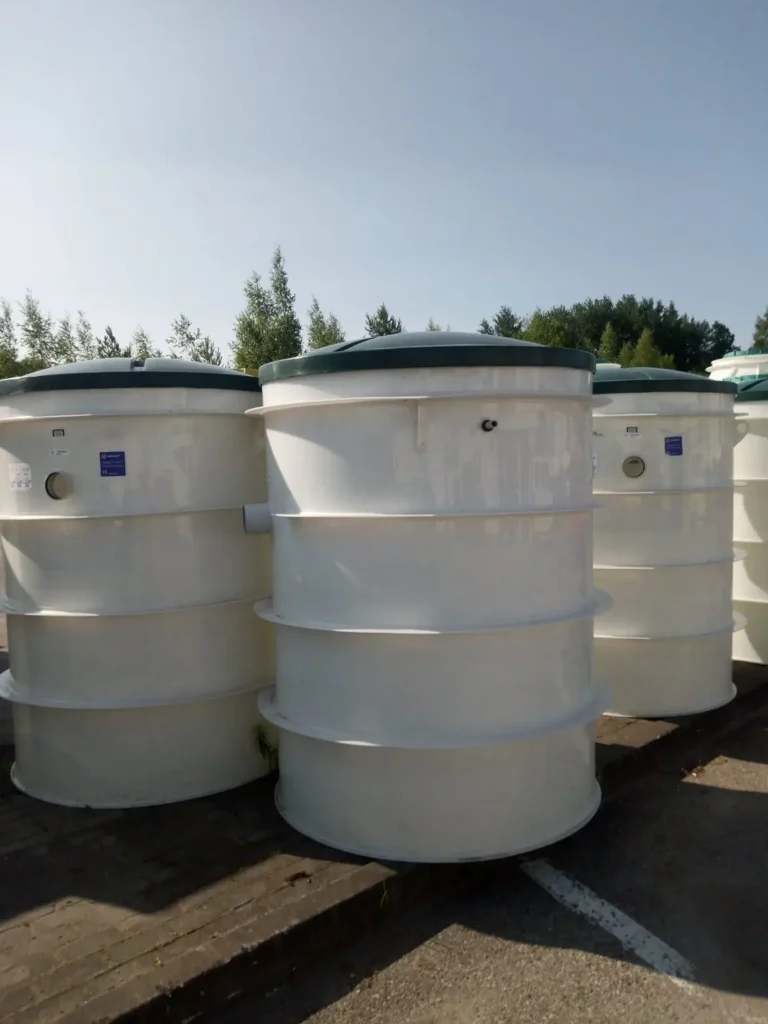 AUGUST biologiniai nuotekų valymo įrenginiai namams ir sodyboms